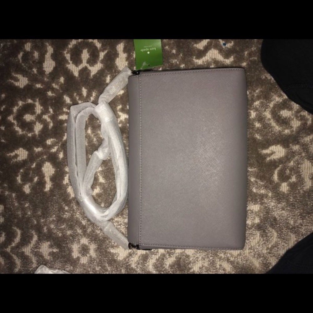 ❌SOLD❌ Kate Spade ♠️ Crossbody - Picture 4 of 5